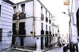 RUE DE TURENNE AU NO 26 ET ANGLE RUE BERNARDIN AU BAS CAVE SENECLAUZE